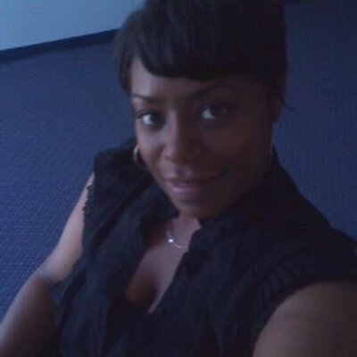 Profile Picture of Tracie Robinson (@Tra3cieC) on Twitter