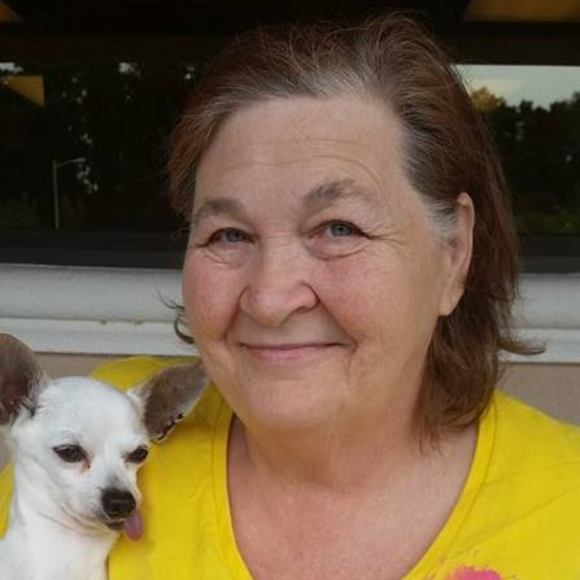 Profile Picture of Phyllis Glenn (@phyllisaglenn) on Poshmark