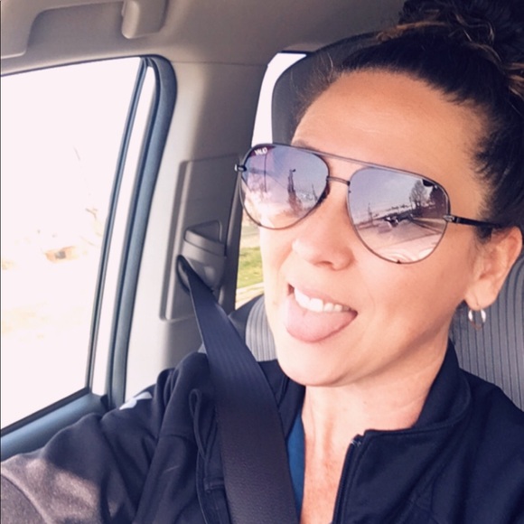 Profile Picture of Tera Martin (@teramartin6450) on Poshmark