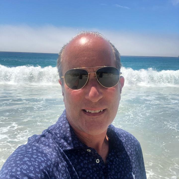 Profile Picture of Neil Selter (@neilselter) on Tiktok