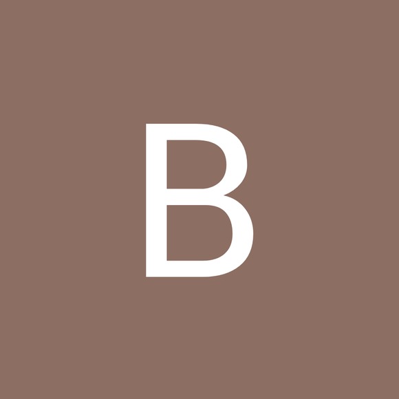 Profile Picture of Bridget Deeble (@badeeble) on Poshmark