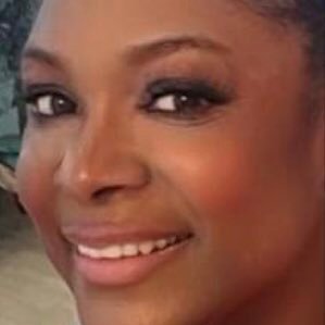 Profile Picture of Joyce Crawford Davenport (@Oshunsmirror) on Twitter