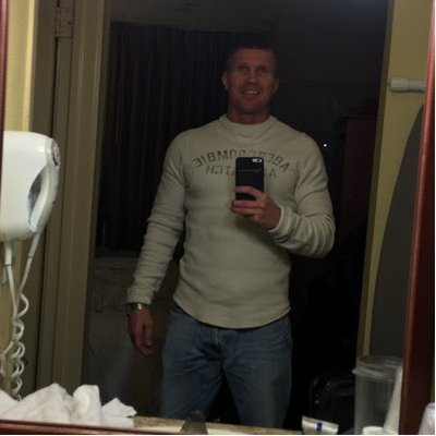Profile Picture of Jason Lemanski (@jskiboy71) on Twitter