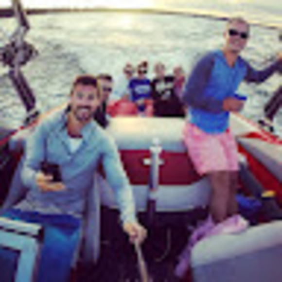 Profile Picture of Kevin Bridewell (@bridewkn) on Poshmark
