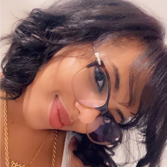 Profile Picture of Tihut Metaferia (@tihutmetaferia) on Poshmark