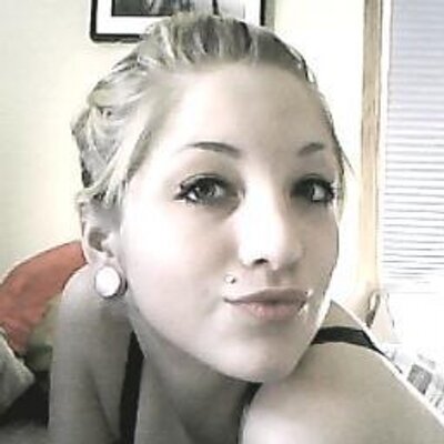 Profile Picture of Tabatha Starr Apfel (@TabathaStarr24) on Twitter