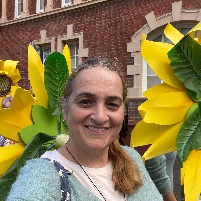 Profile Picture of Leanne Crowley (@florancy) on Twitter