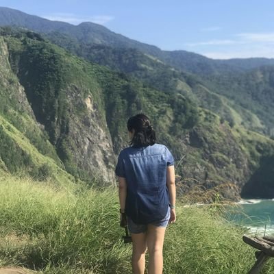 Profile Picture of Loraine Dela Cruz (@bluesapphira) on Twitter