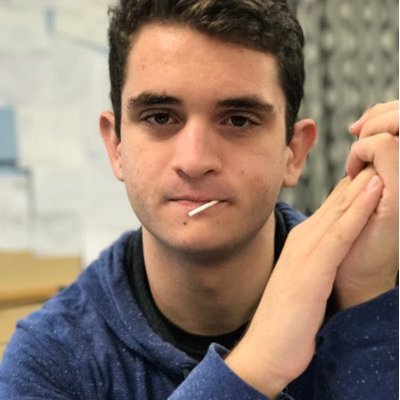 Profile Picture of Stephen McKown (@MrFizzizle) on Twitter