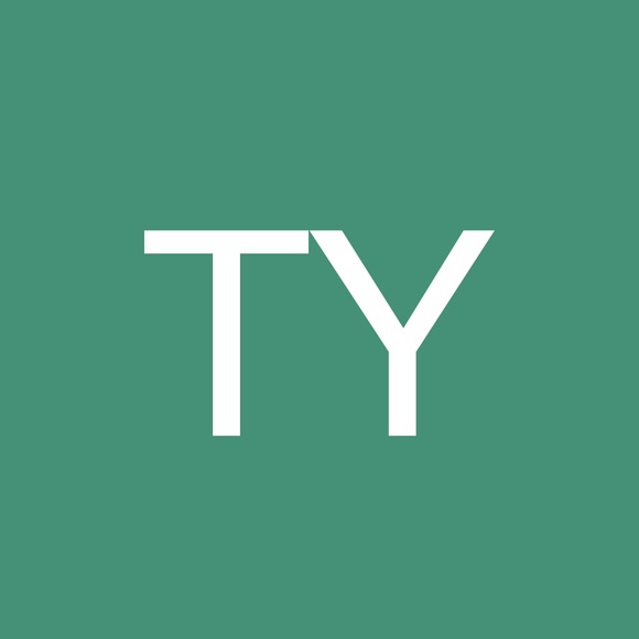 Profile Picture of Tony Yong (@tonyyong628) on Poshmark
