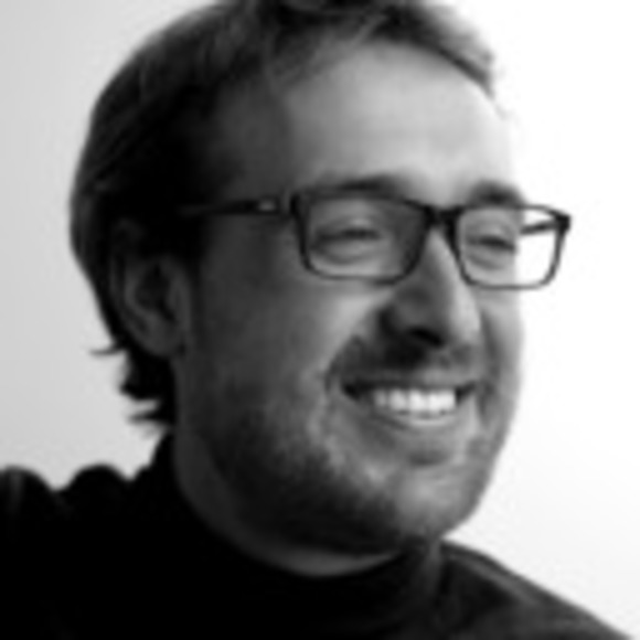 Profile Picture of Paul Hall (@paul2hall) on Poshmark