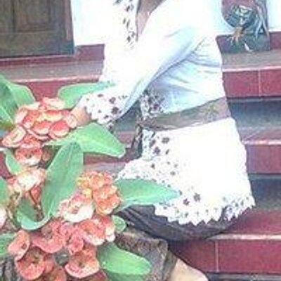 Profile Picture of Yuli Astini (@Lia_joe1311) on Twitter