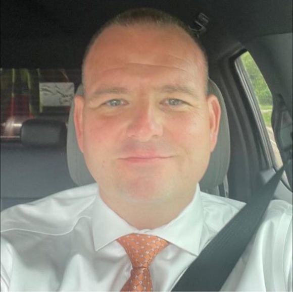 Profile Picture of Eric Harlow (@ericharlow390) on Poshmark