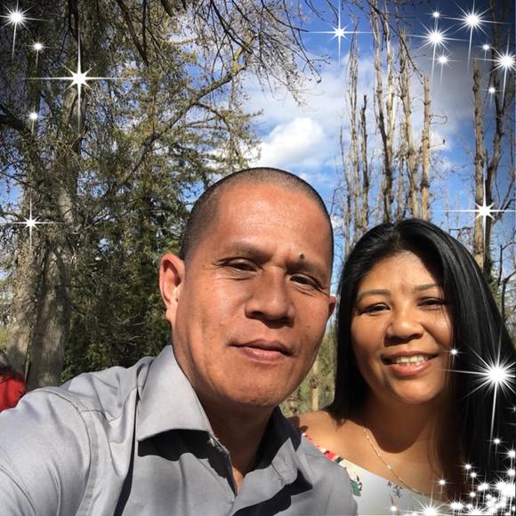 Profile Picture of Robert Serios (@robertserios) on Poshmark