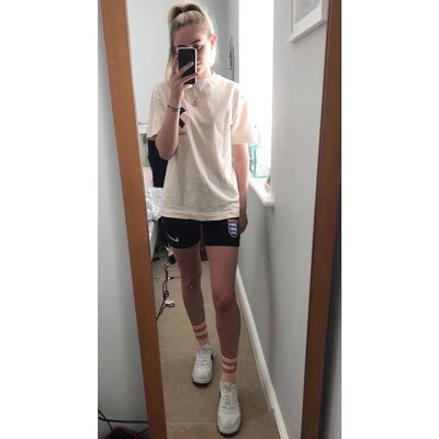Profile Picture of Ruby (@OatesRuby) on Twitter