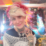 Profile Picture of Crystal Le Fay (@crystallefay) on Youtube