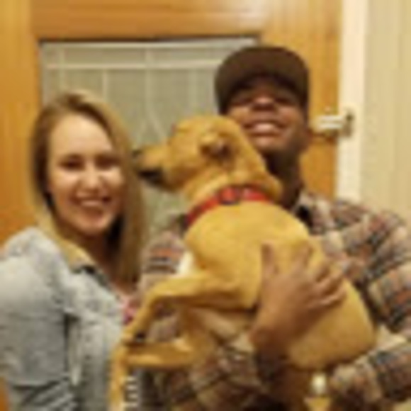 Profile Picture of Savannah Schader (@sav2020lcs) on Poshmark