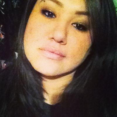 Profile Picture of Trisha Dee (@Beautiful3T) on Twitter