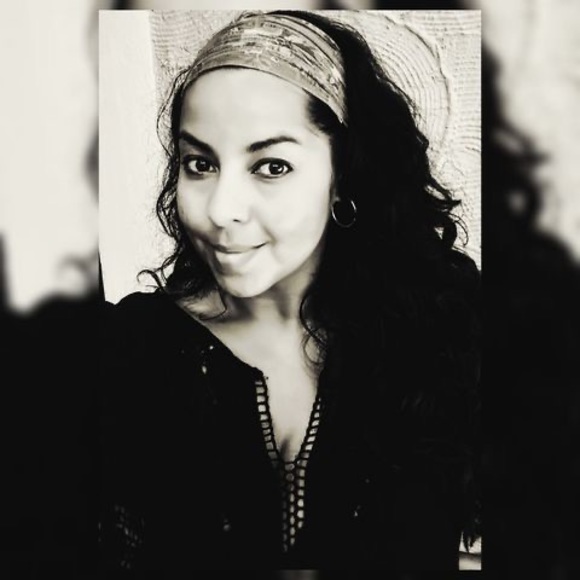 Profile Picture of Paula Restrepo (@prestrepo19) on Poshmark