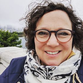 Profile Picture of Dori Williams (@rockyourbeads) on Pinterest