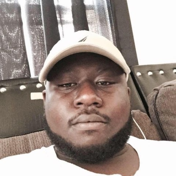 Profile Picture of Darrin Mccurtis (@dmccurtis00) on Poshmark