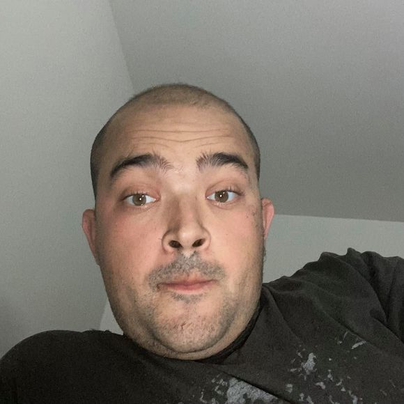 Profile Picture of John Eddy (@johneddy) on Poshmark