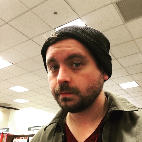 Profile Picture of Robert Zabinski (@rzabinski2689) on Poshmark