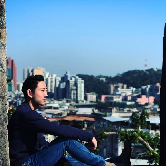 Profile Picture of Eric Cheng (@eric0871) on Poshmark