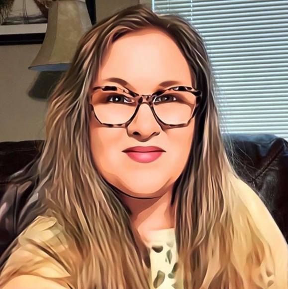 Profile Picture of Cosondra Moffett (@sondym) on Poshmark