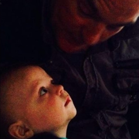 Profile Picture of James Maas (@bartmaas) on Poshmark