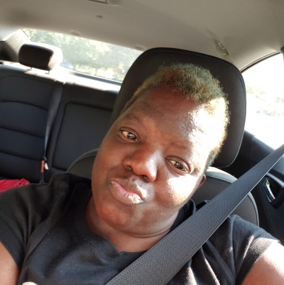 Profile Picture of Dawn Jordan (@tajmamy1) on Poshmark