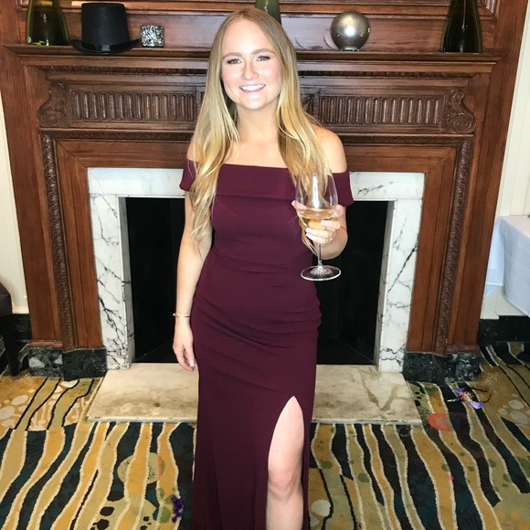 Profile Picture of Danielle Mccarron (@dmccarron2) on Poshmark