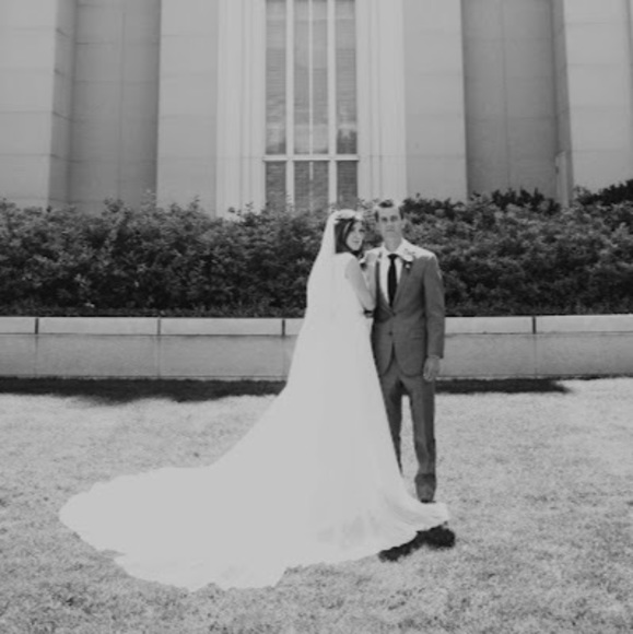 Profile Picture of Karen Goodsell (@karenegoodsell) on Poshmark