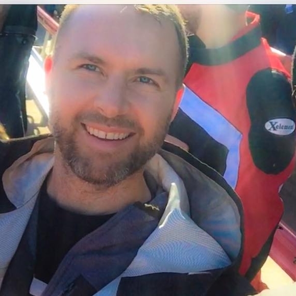 Profile Picture of Ed Hogan (@edhogan) on Poshmark