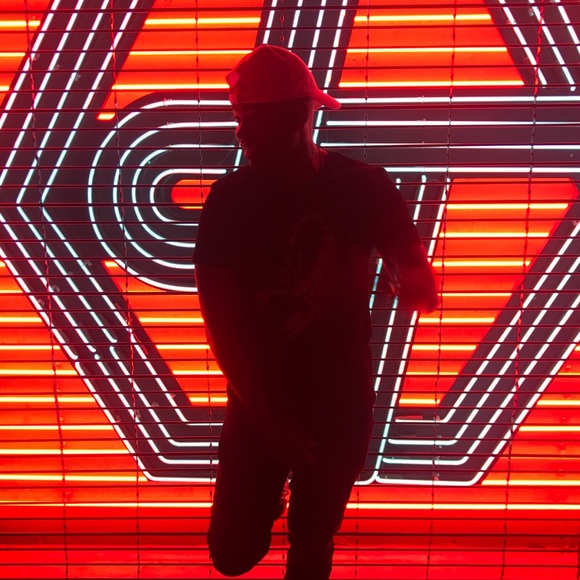 Profile Picture of Drew Reynolds (@dzreynolds5) on Poshmark