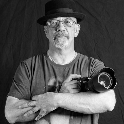 Profile Picture of Peter Dunn - Photographer To The Stars (@peterdunn) on Twitter