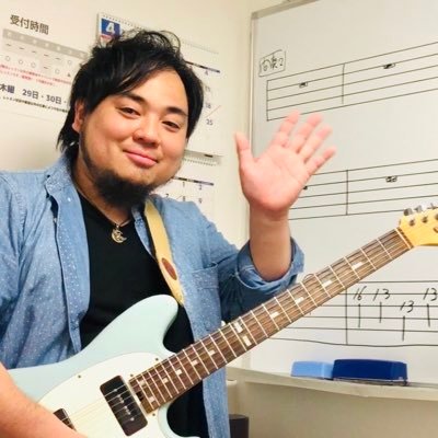 Profile Picture of 上間研ギター講師(＆KEN店長) (@ken3bow) on Twitter