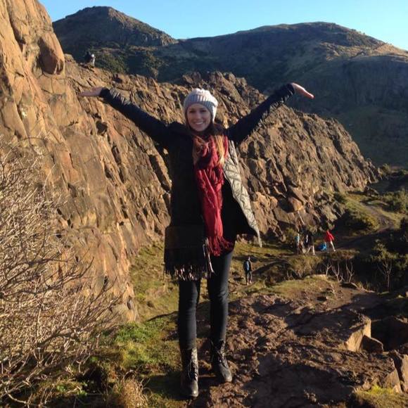 Hannah Kampenga - Poshmark Profile Picture of Hannah Kampenga (@hannahkampenga) on Poshmark