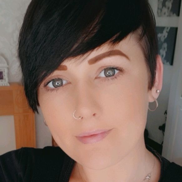 Profile Picture of Michelle Coglon (@michellecoglon) on Tiktok