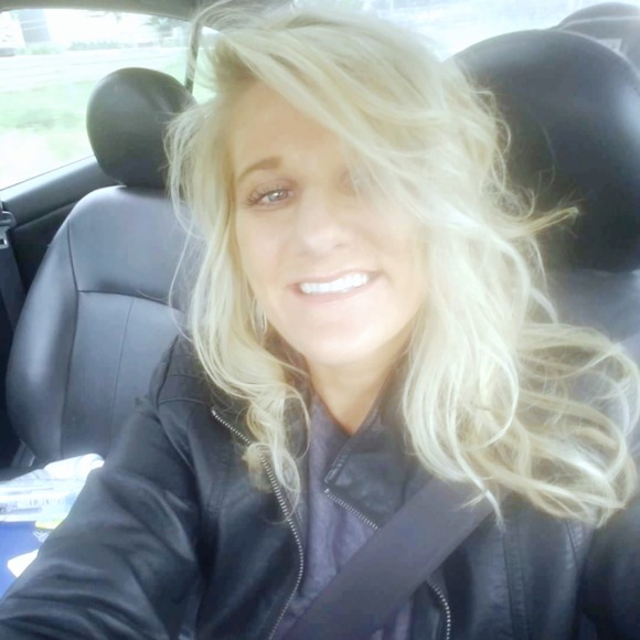 Profile Picture of Ashley Bougie (@chaeclay29) on Poshmark