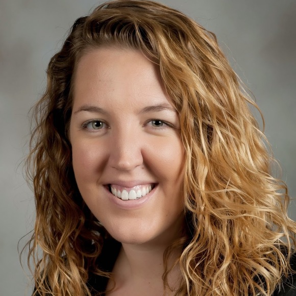 Profile Picture of Katie Steuer (@ksfreedman) on Poshmark