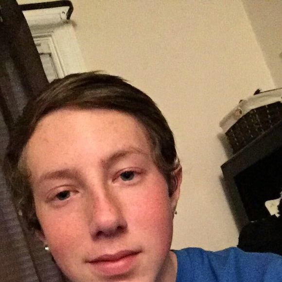 Nick Klagholz - Poshmark Profile Picture of Nick Klagholz (@nklagholz) on Poshmark