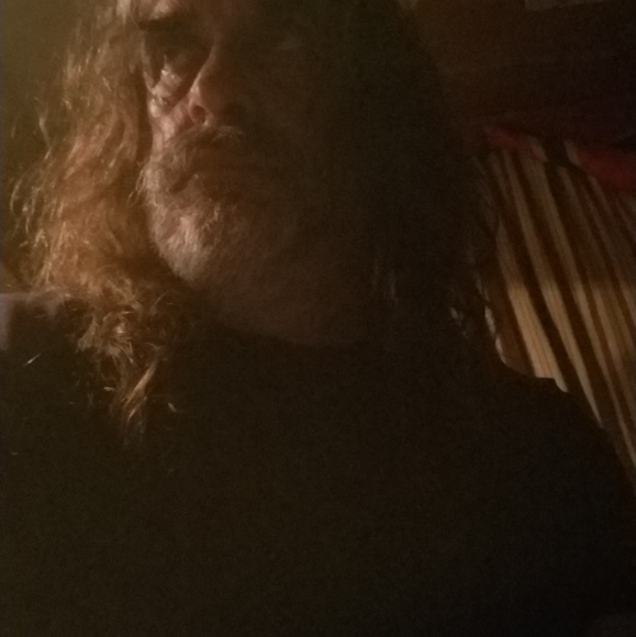 Profile Picture of Jimmy Oliver (@jimmy_oliver) on Poshmark