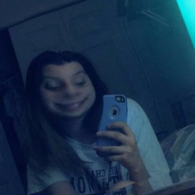 Profile Picture of Laurel McPhee (@Laurel70616132) on Twitter