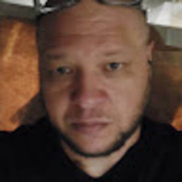 Profile Picture of Rick Forshee (@rick_forshee) on Poshmark