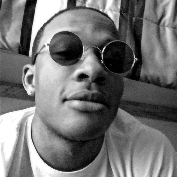 Profile Picture of Caleb Hogans (@caleb_hogans) on Poshmark