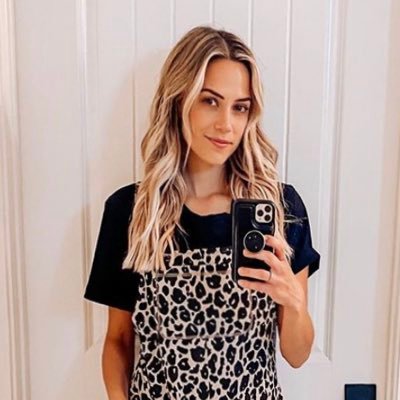 Profile Picture of Ashley (@JKramerUK) on Twitter