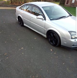 Profile Picture of Andy Phillip (@Andy-Phillip) on Facebook