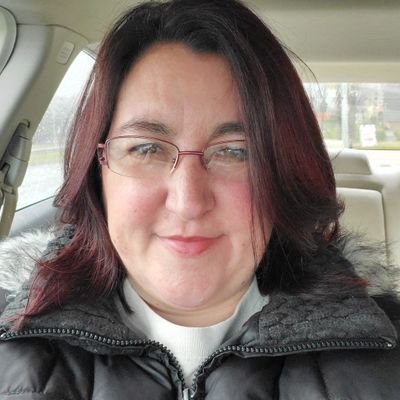 Profile Picture of Kathleen Bauer (@partywithkat) on Twitter