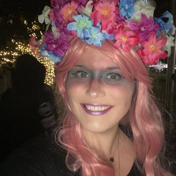 Profile Picture of Kerri Berquist (@somnambulopolis) on Poshmark
